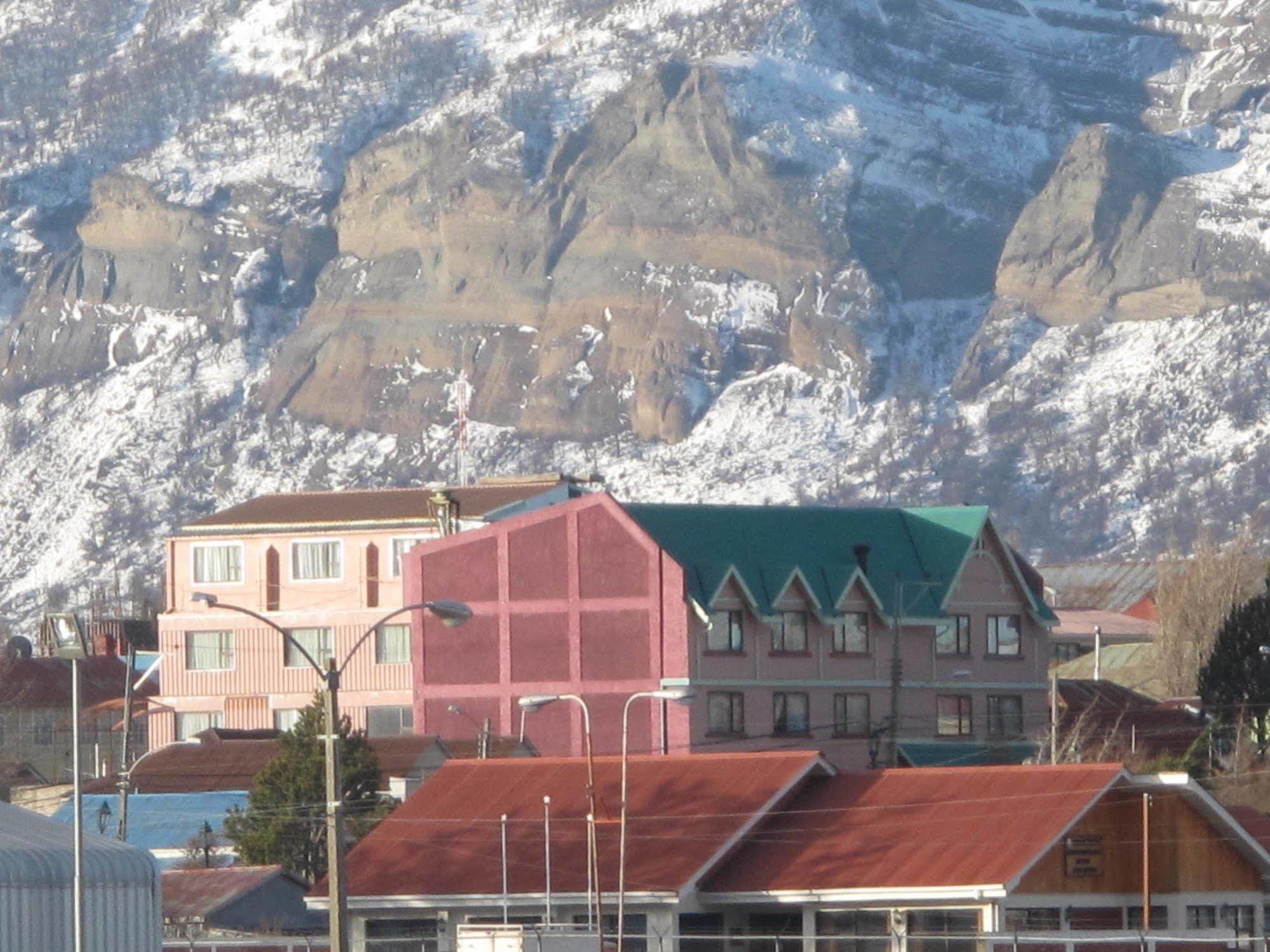 Hotel Saltos Del Paine Puerto Natales Dış mekan fotoğraf